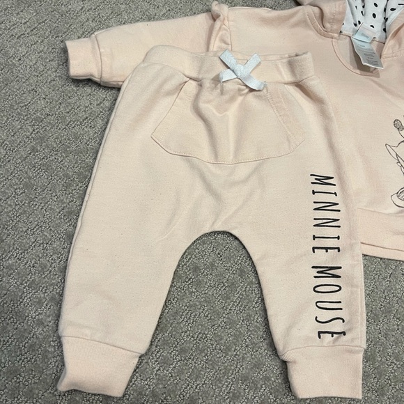 Disney baby Minnie Mouse outfit size 12 months - Picture 2 of 7